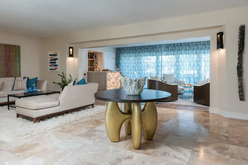 Waterfront Oasis — elegant living and entertaining space on Brightwaters Boulevard in St. Petersburg